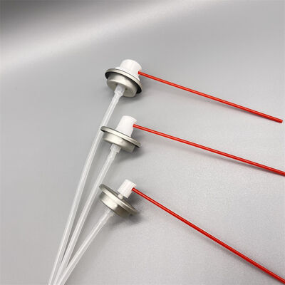 Wydajny zawór smarowy WD-40 do precyzyjnej inżynierii i sprzętu elektronicznego z ukierunkowanym aplikatorem słomy