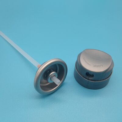 Zawór do sprayu z ultra-delikatną mgiełką nawilżającą z filtrem przeciwsłonecznym do luksusowej pielęgnacji twarzy z lekkim, nawilżającym wykończeniem