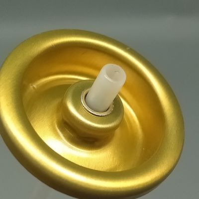 System suchej dystrybucji zaworów spryskowych do proszku dla środków uwalniających talk, grafyt i pleśń