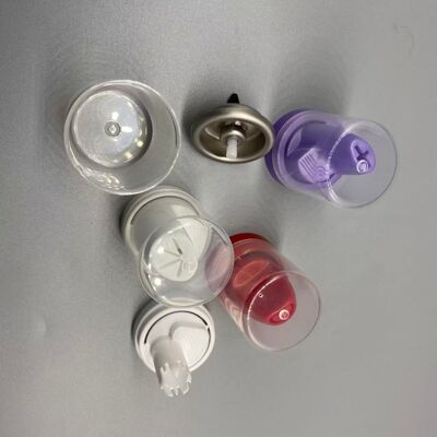 Zwrócony aluminiowy zawór mousse do włosów z 360-stopniową dystrybucją i kompatybilnością worka na zaworze dla spójnego pianki